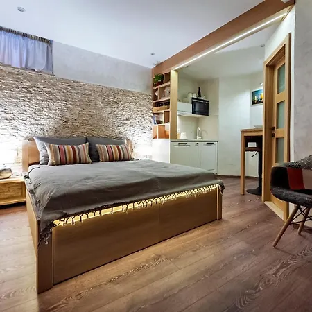 Ground Floor Gem Apartment Rovinj Exterior photo