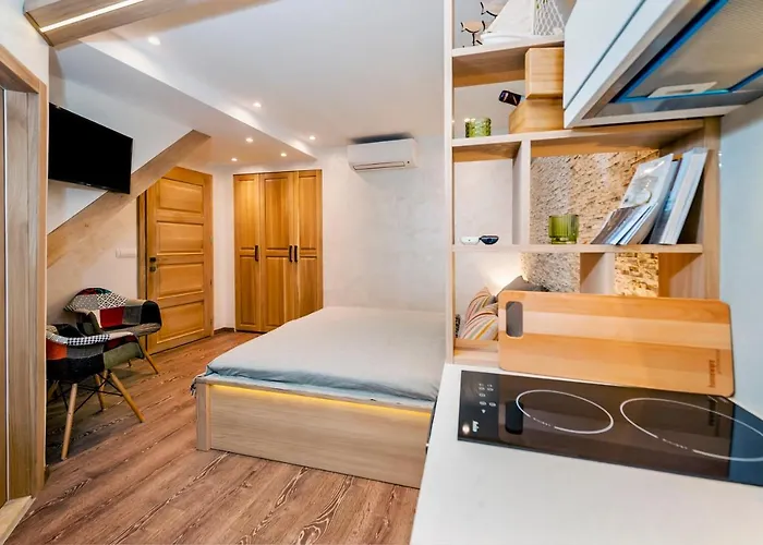 Ground Floor Gem